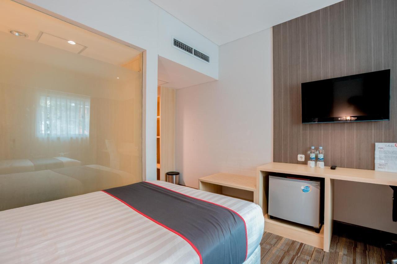 Collection O 7 Hotel Melawai Jacarta Exterior foto